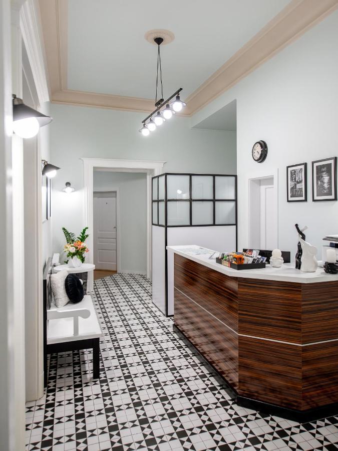 Art Deco Central Rooms Лвив Екстериор снимка