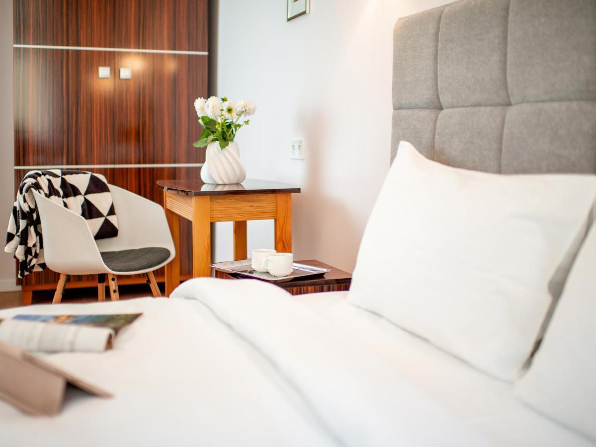Art Deco Central Rooms Лвив Екстериор снимка